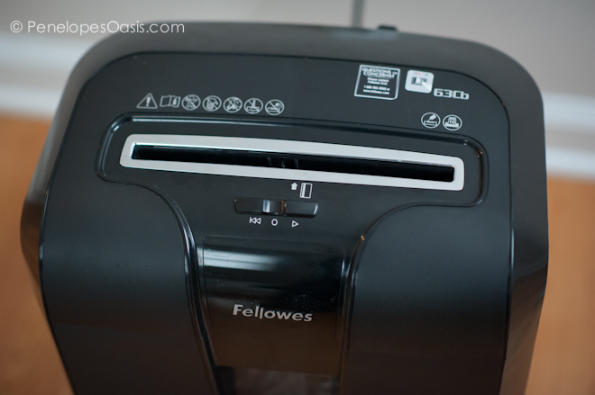fellowes-2