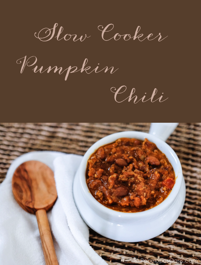 5 ingredient slow cooker pumpkin chili