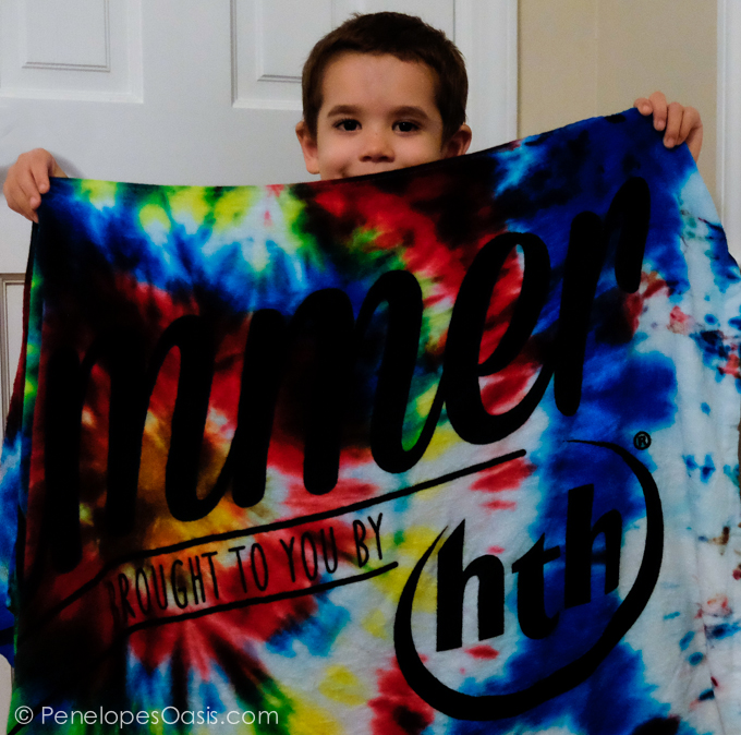 hth pool towel tie dyed